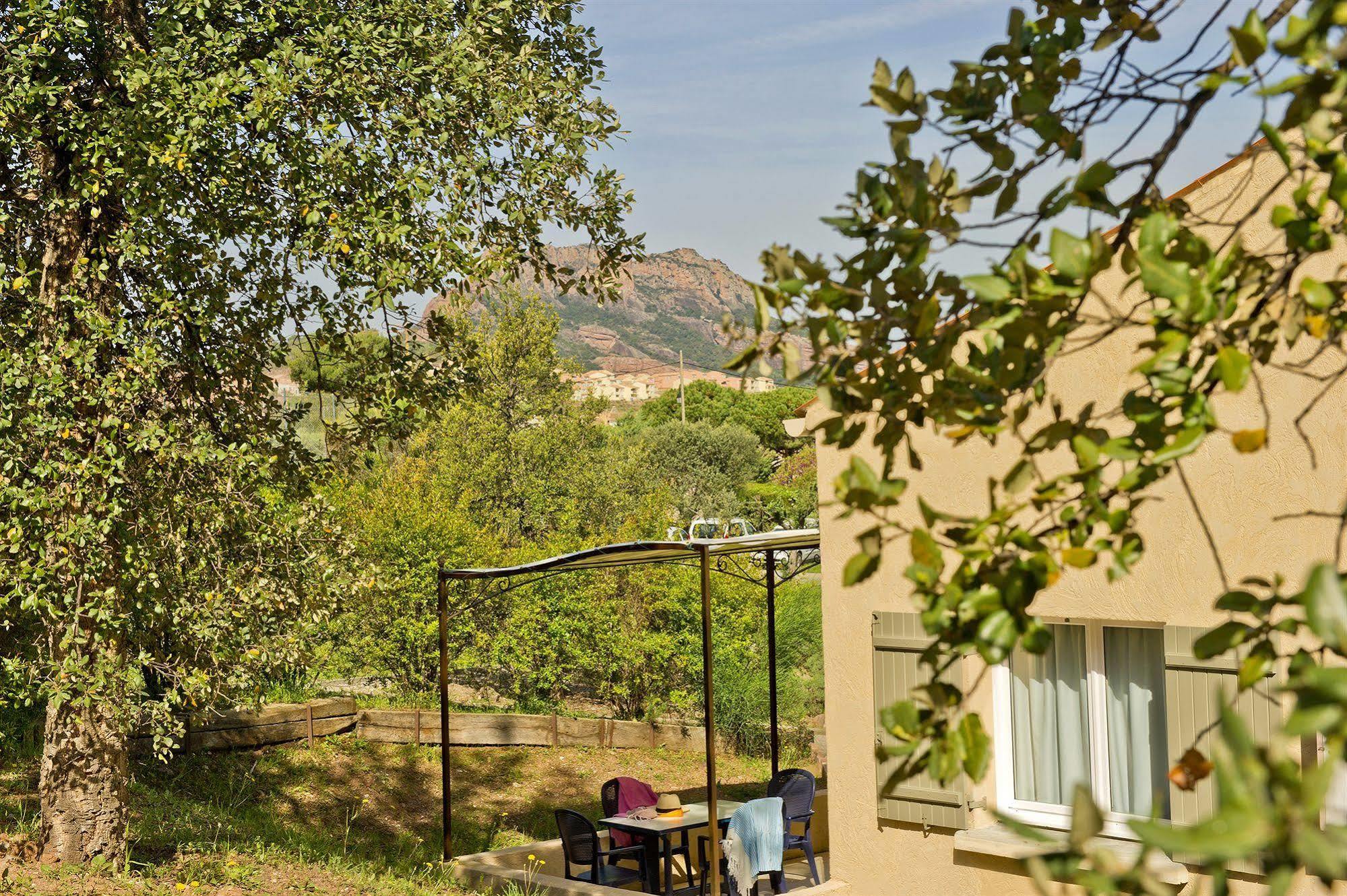 Village Club Miléade Roquebrune/Argens Esterno foto